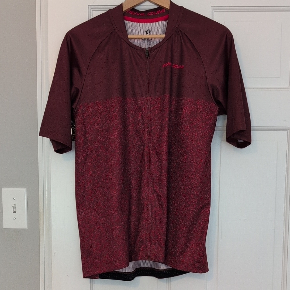 Pearl Izumi Maroon Cycling Jersey.